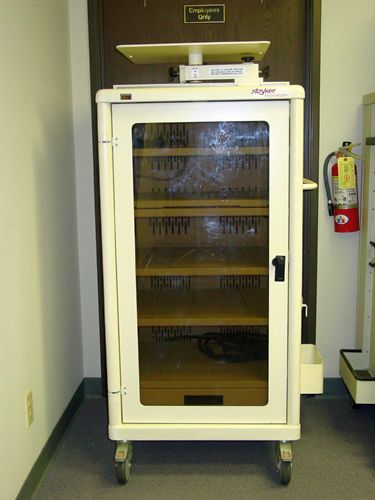Stryker Endoscopy 240-097-000 Endoscopy Cart
